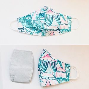 Lilly Pulitzer mask with filter pocket